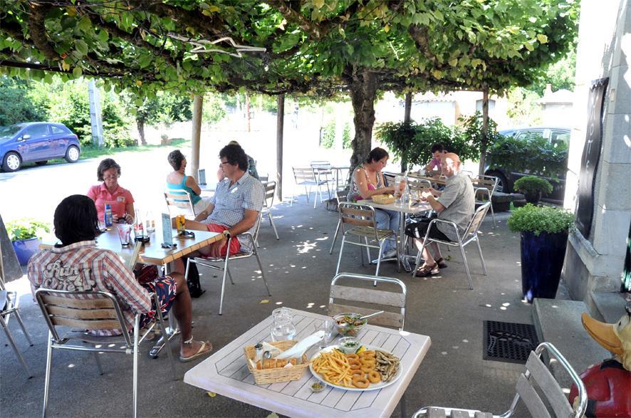 Auberge Magnette Audes Bagian luar foto